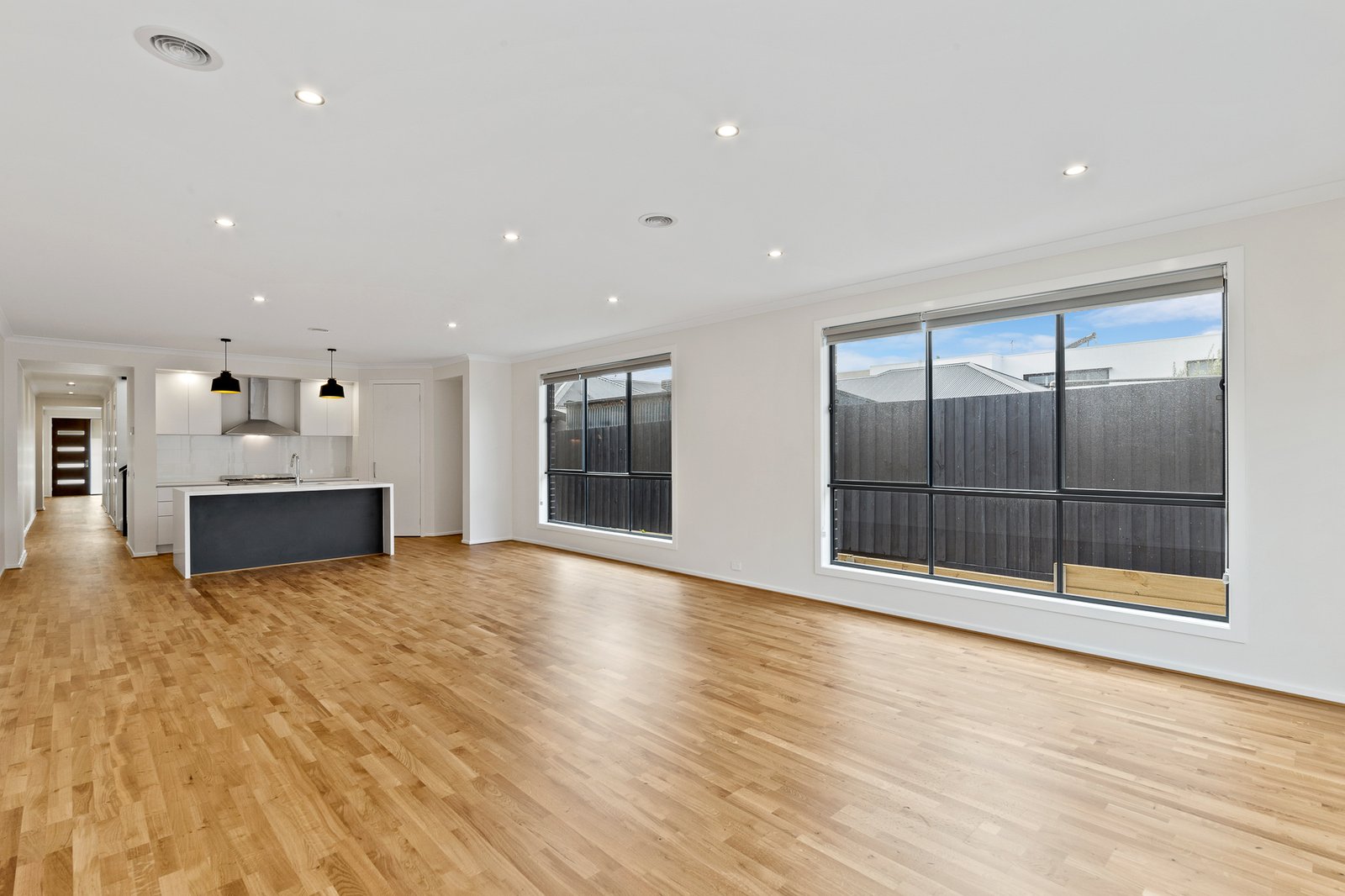 Gallery: 8b Beddoe Avenue