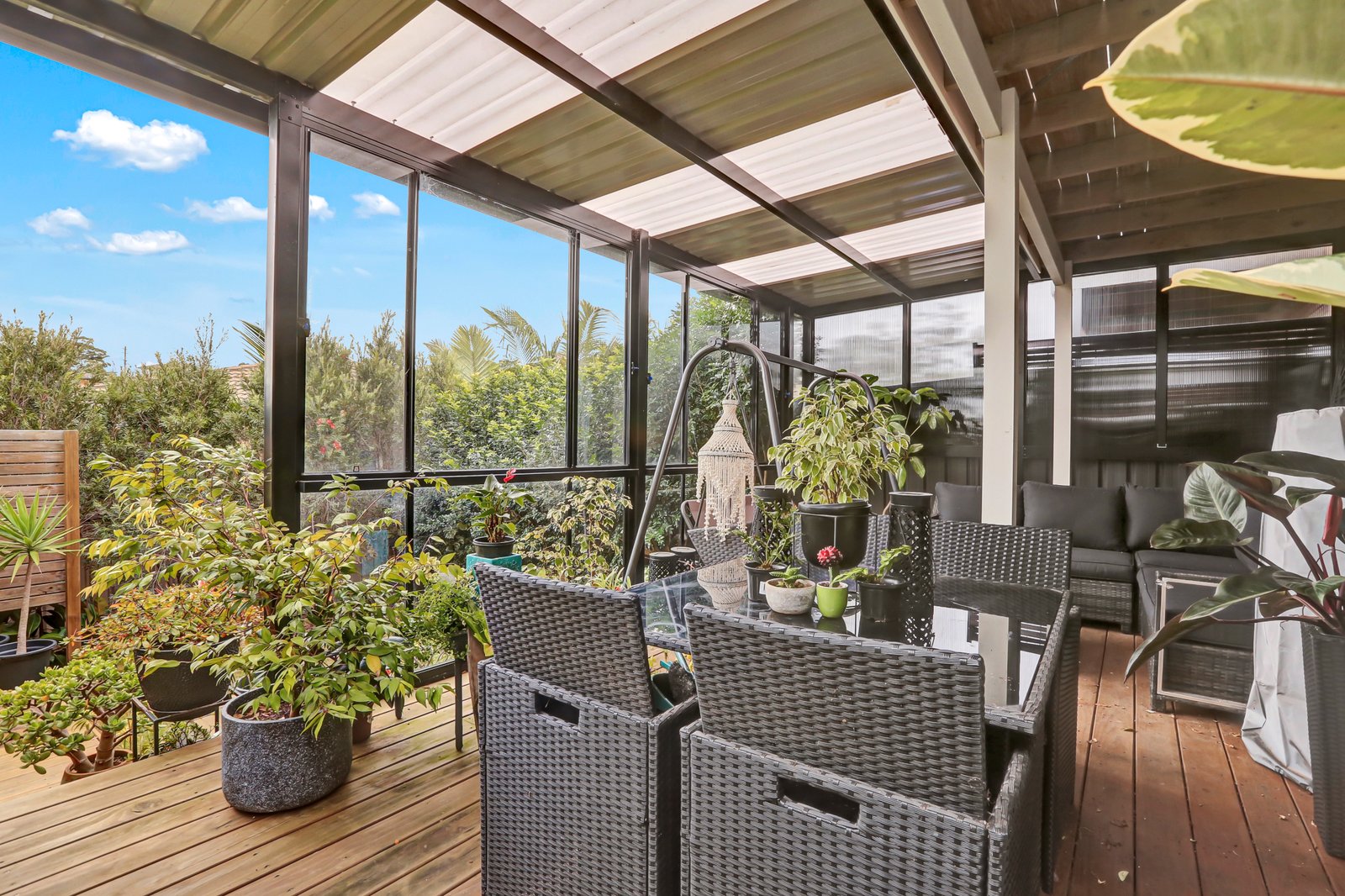 8b Brooks Terrace KANAHOOKA 9