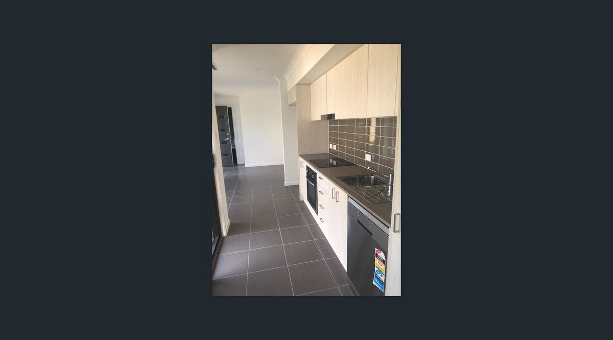 8B Daintree Court Park Ridge 2