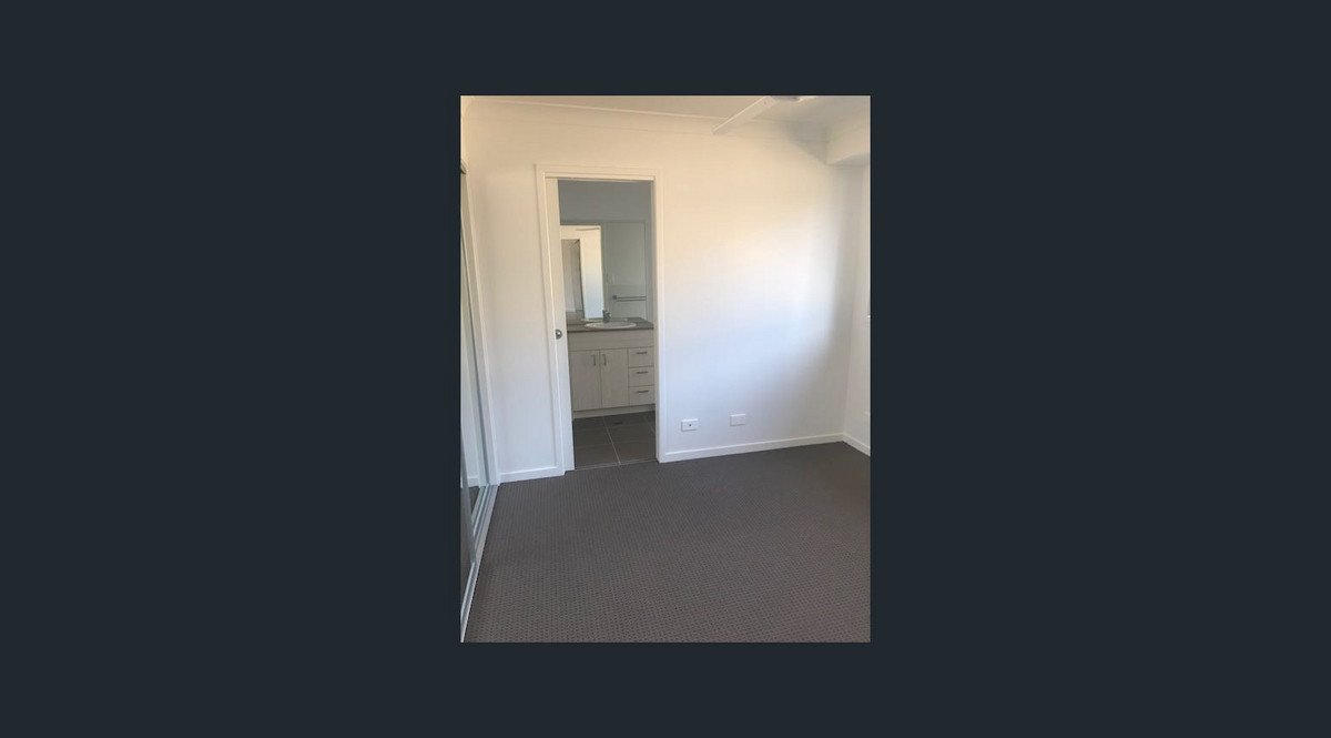 8B Daintree Court Park Ridge 3