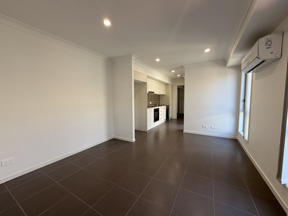 8B Daintree Court Park Ridge 5