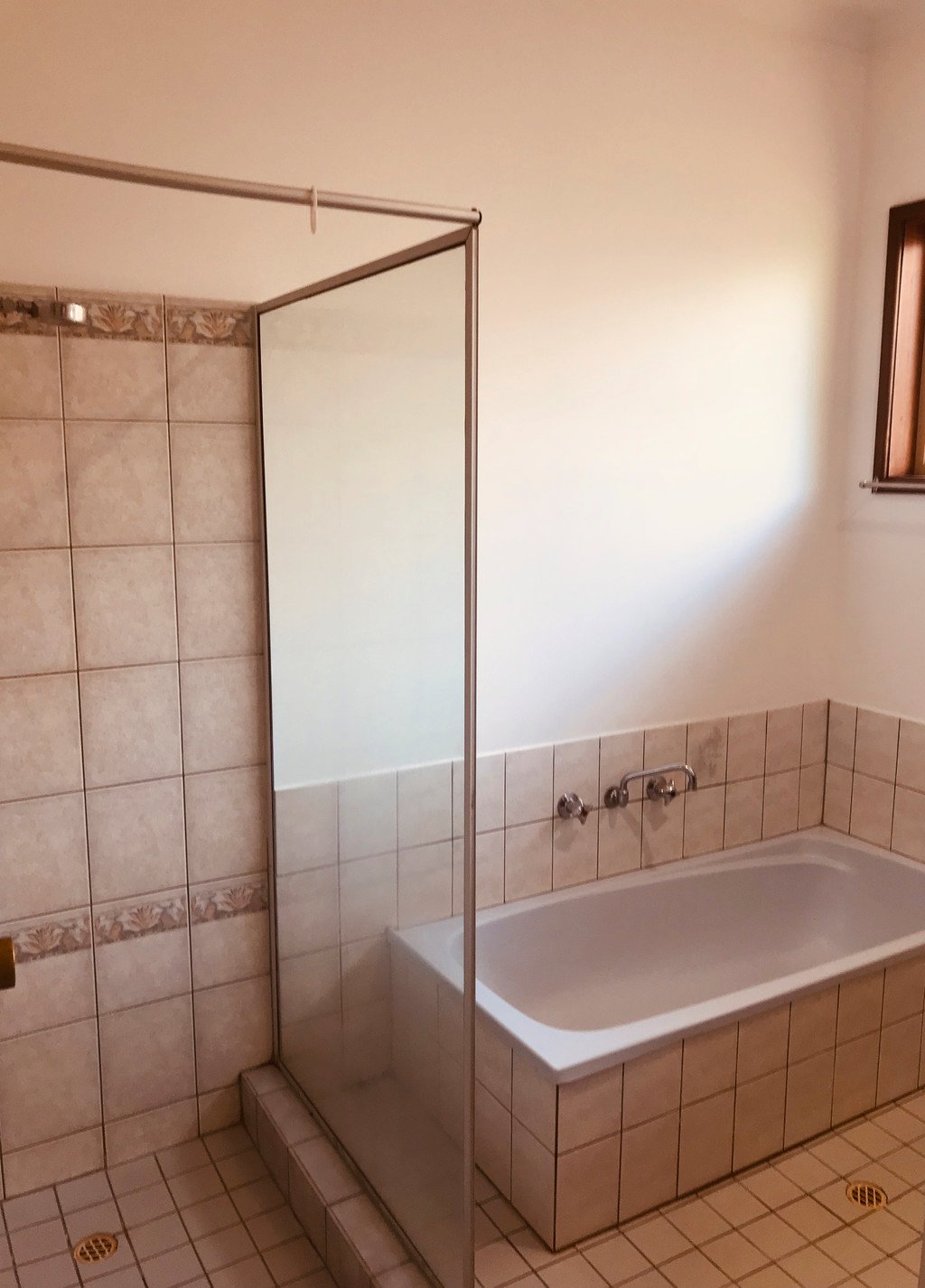 8B Hawkes Place CABLE BEACH 7