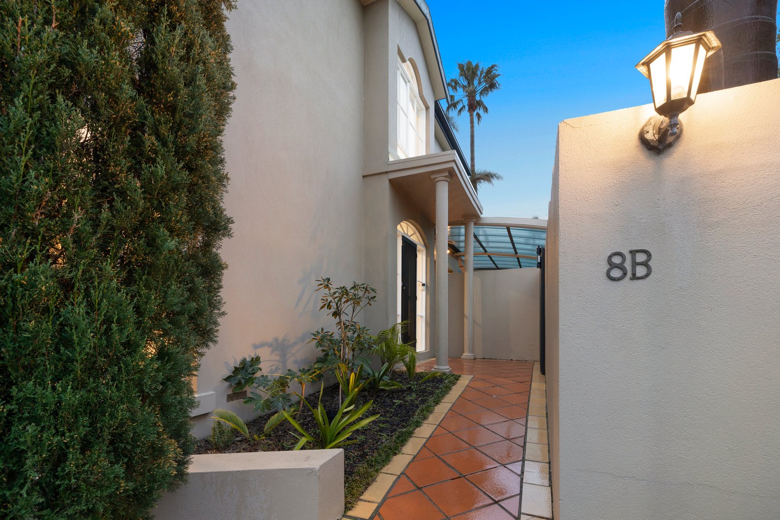 Gallery: 8B Naples Road