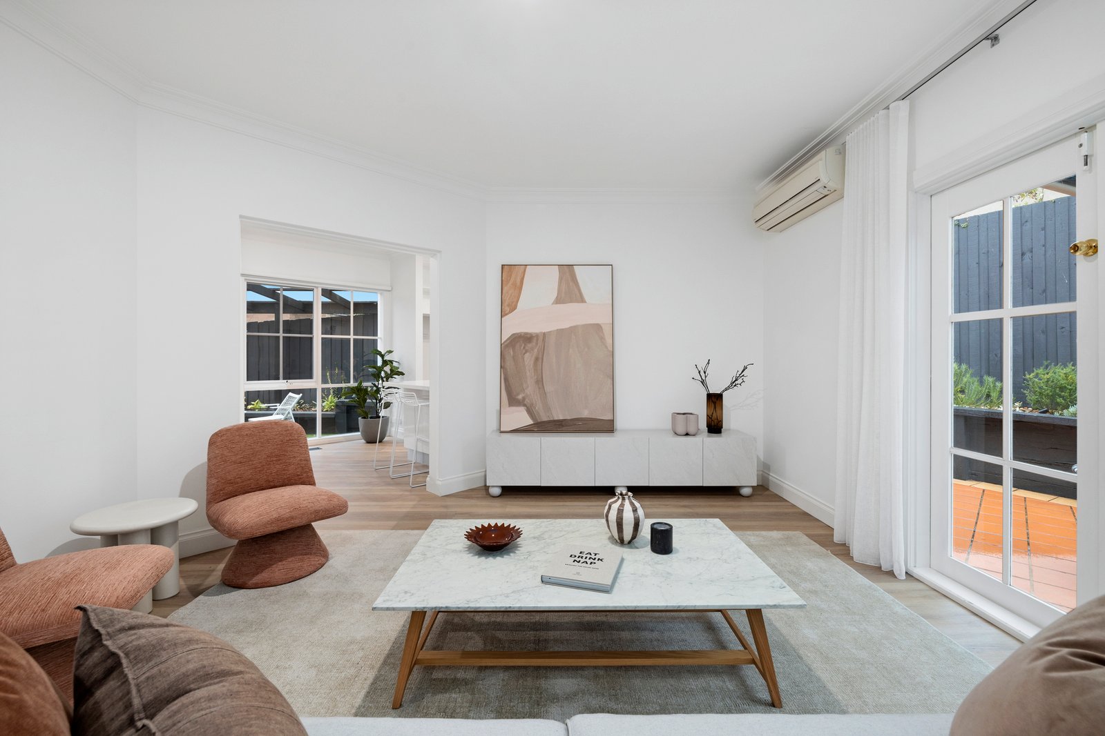 Gallery: 8B Naples Road