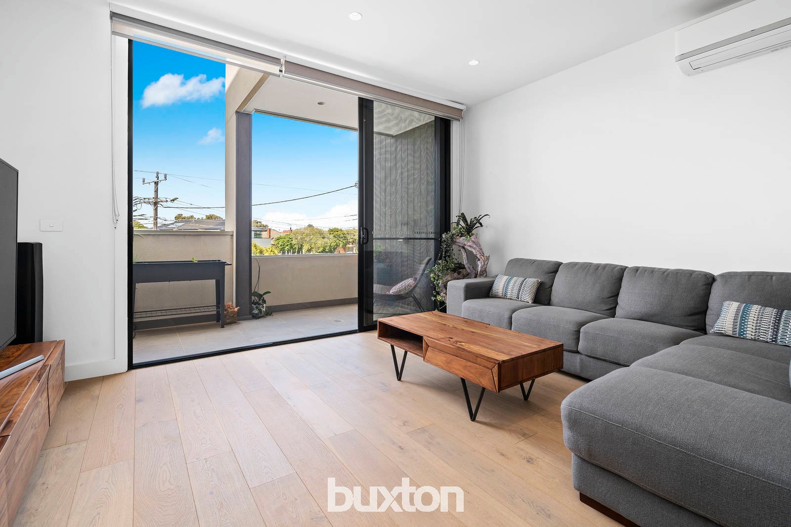 Gallery: 8B Park Street