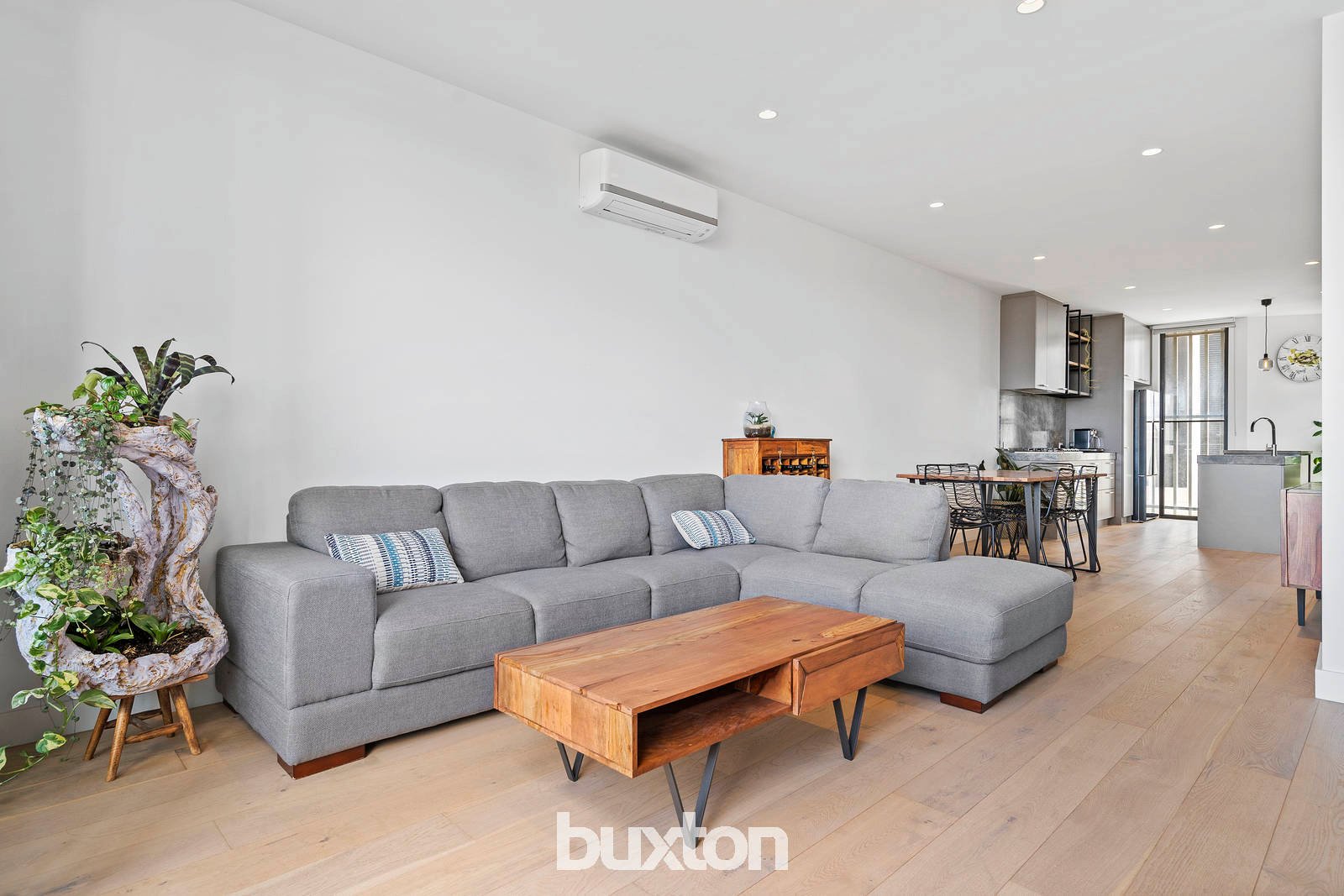 Gallery: 8B Park Street