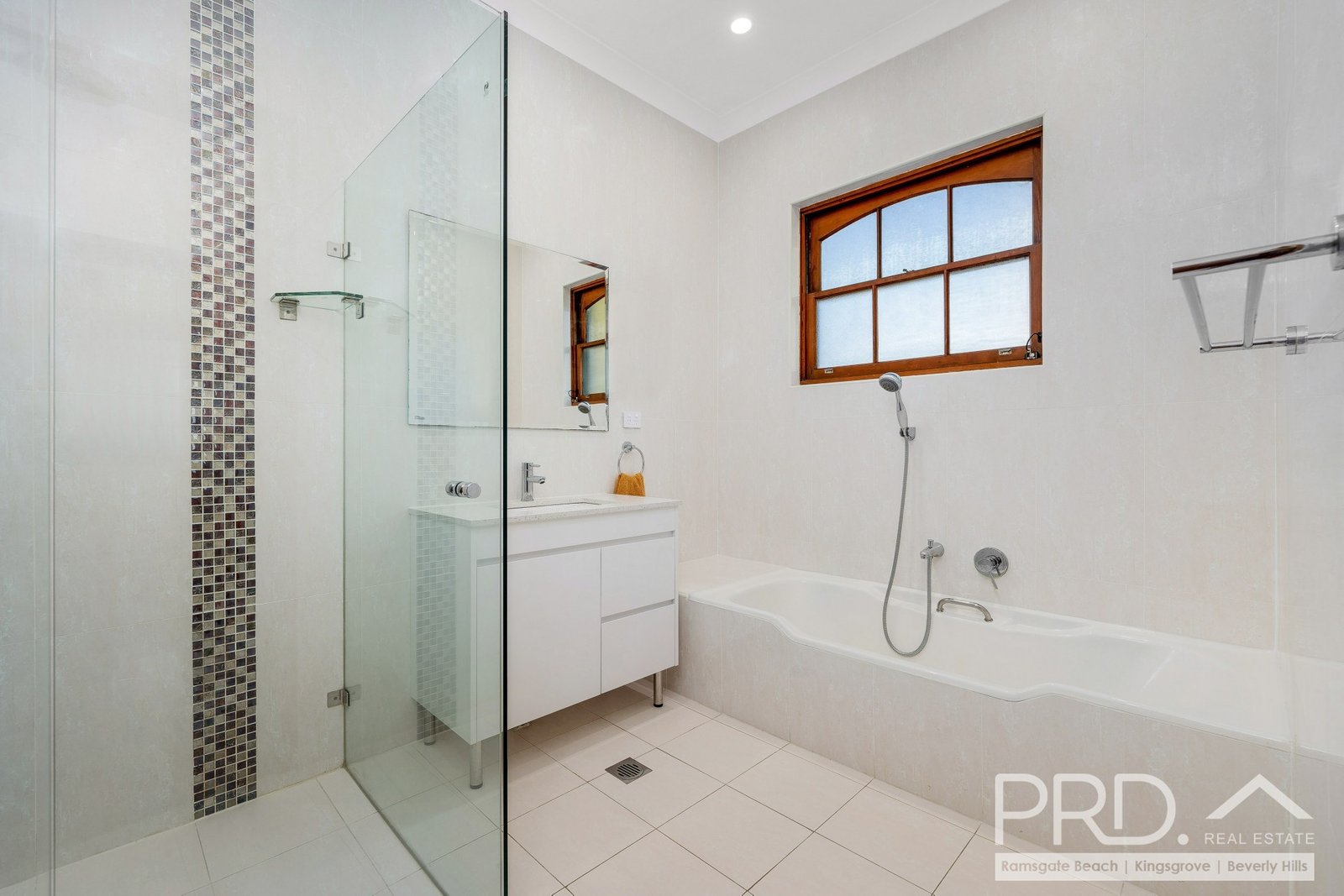 8B Parliament Terrace BEXLEY 6