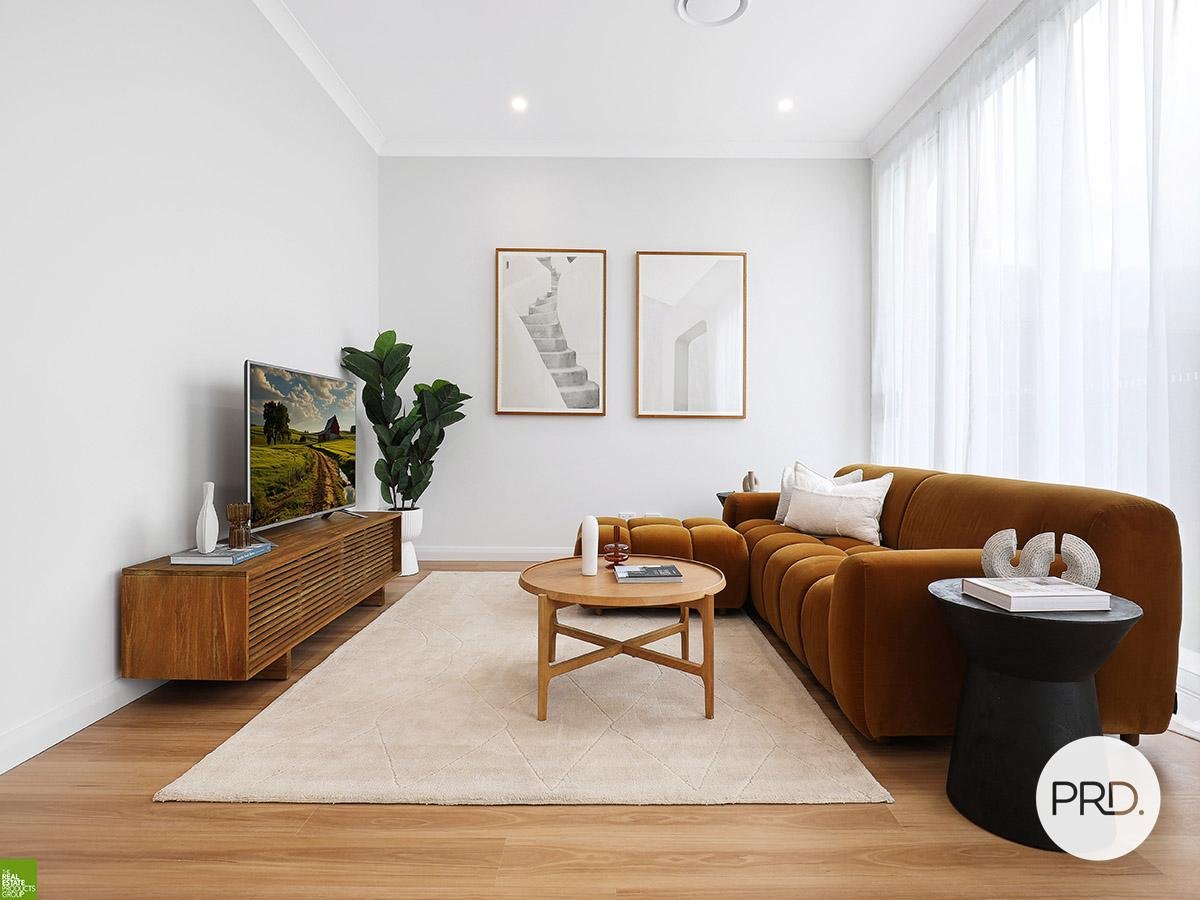 8b Sittella Street HUNTLEY 8