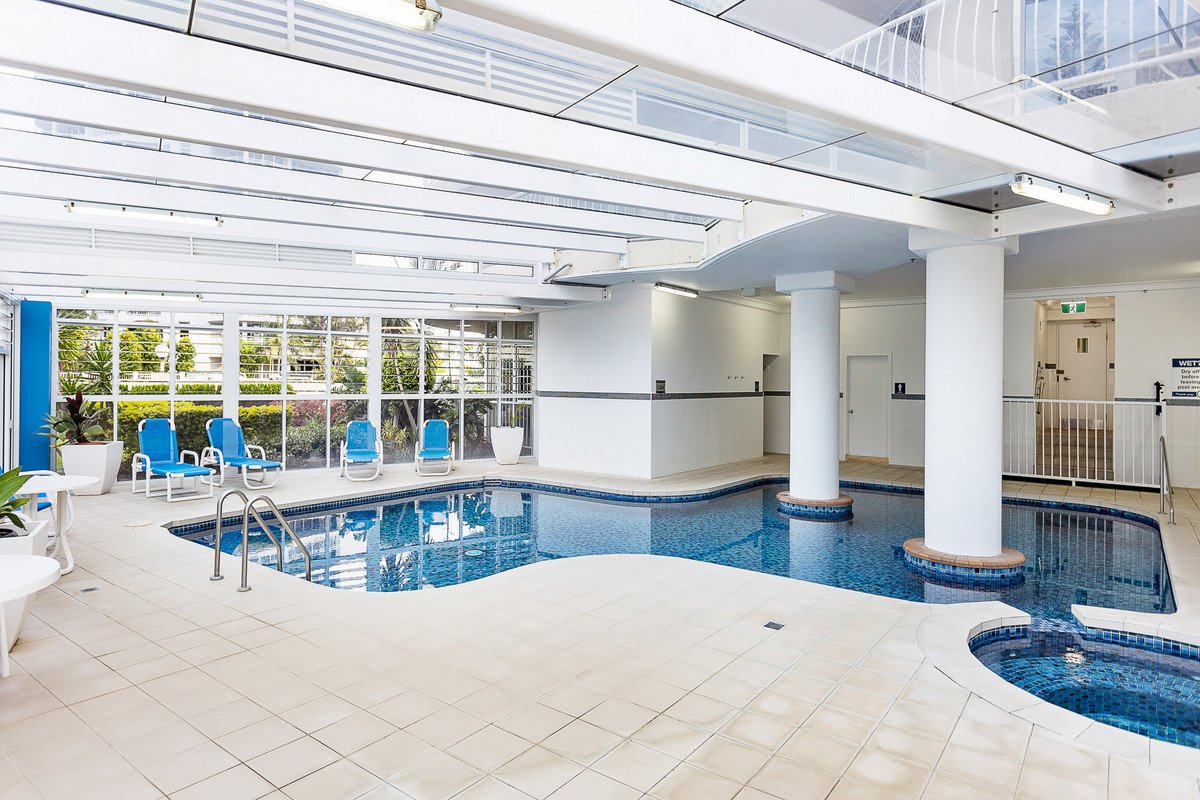 8B/238 The Esplanade Burleigh Heads 27