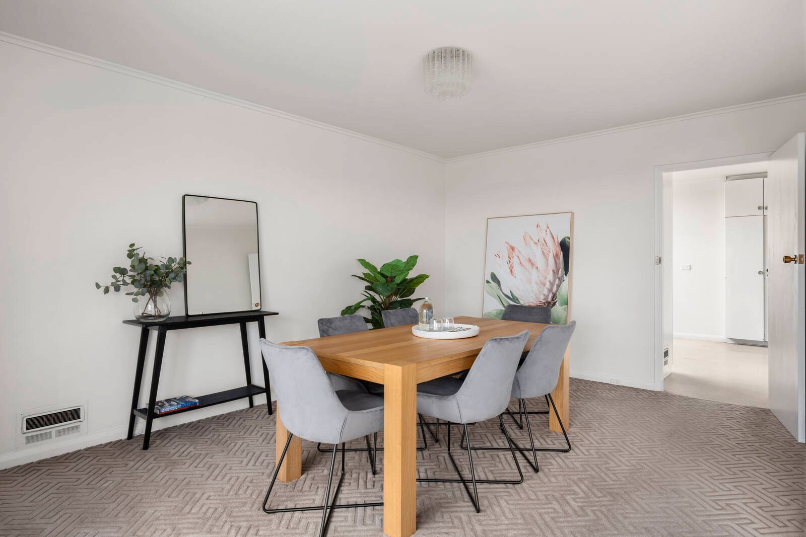 Real Estate and Property in 8B/516 Toorak Road, Toorak, VIC