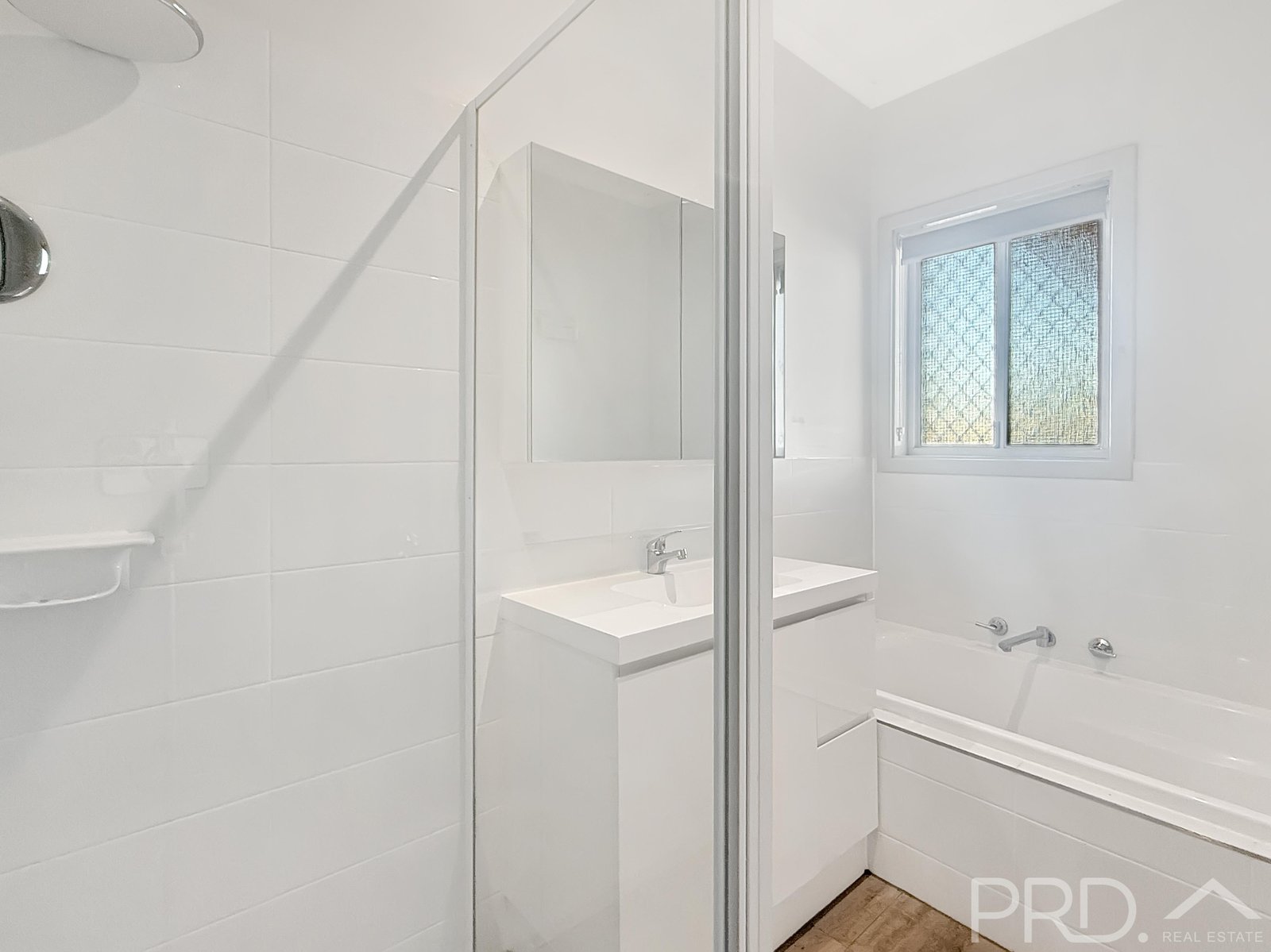 8E Lathwell Close NICKOL 12