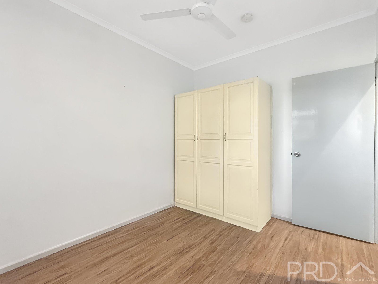 8E Lathwell Close NICKOL 15