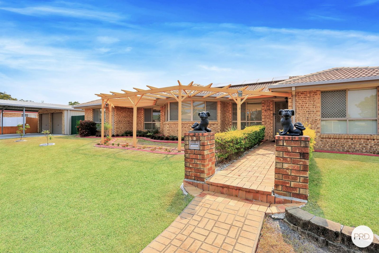 9-11 Caswell Court TORQUAY 2