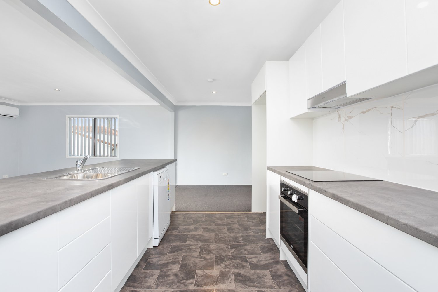 9 Aldwick Close TARRO 4