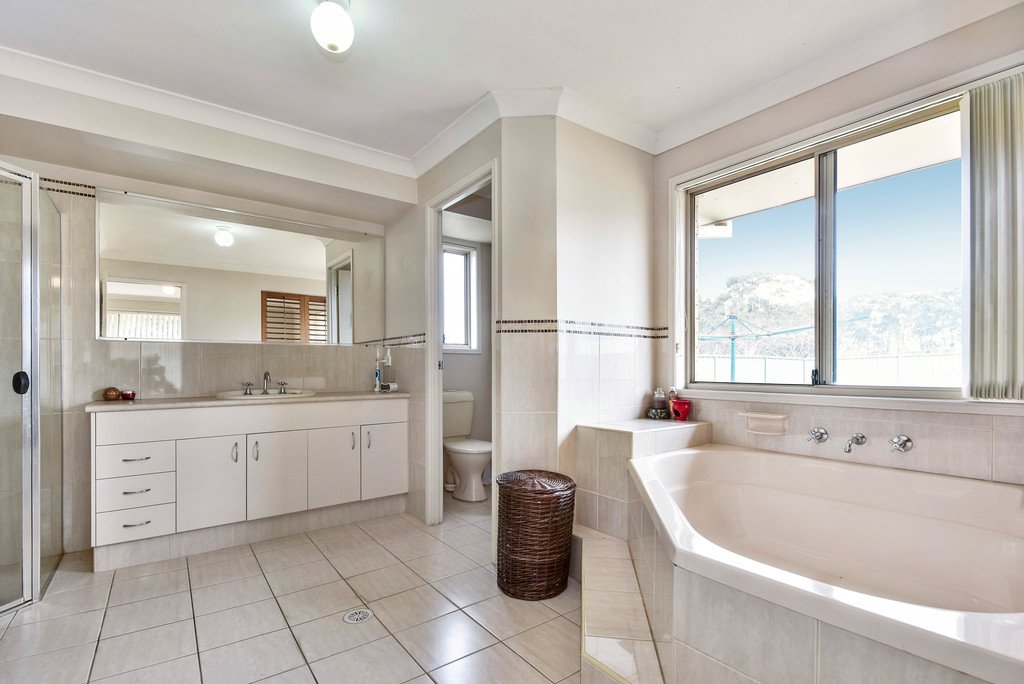 9 Alexander Close DUNBOGAN 6