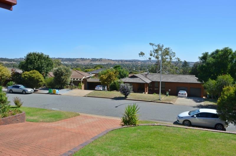 9 Amsterdam Crescent TOLLAND 8