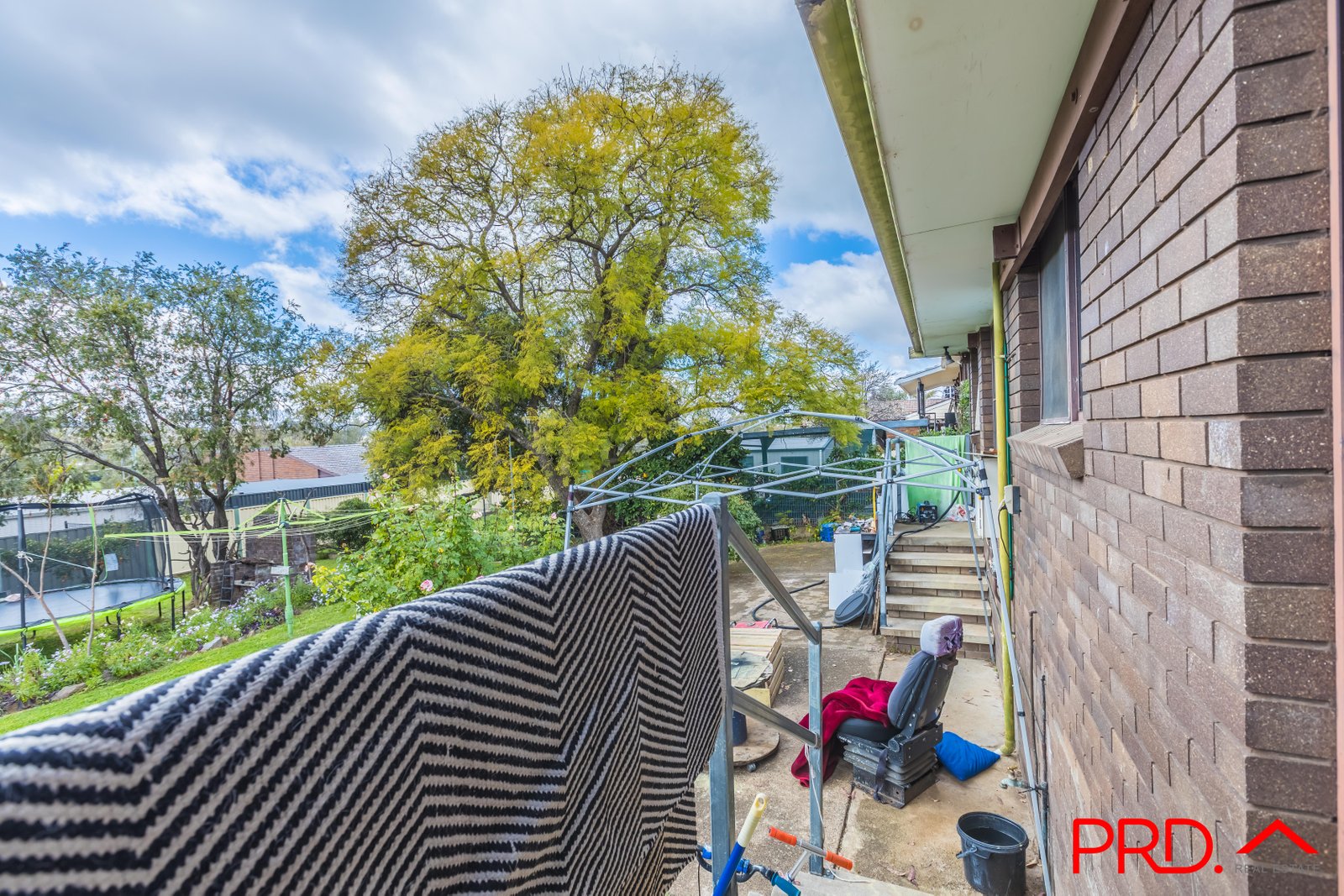 9 Andrew Avenue TAMWORTH 17