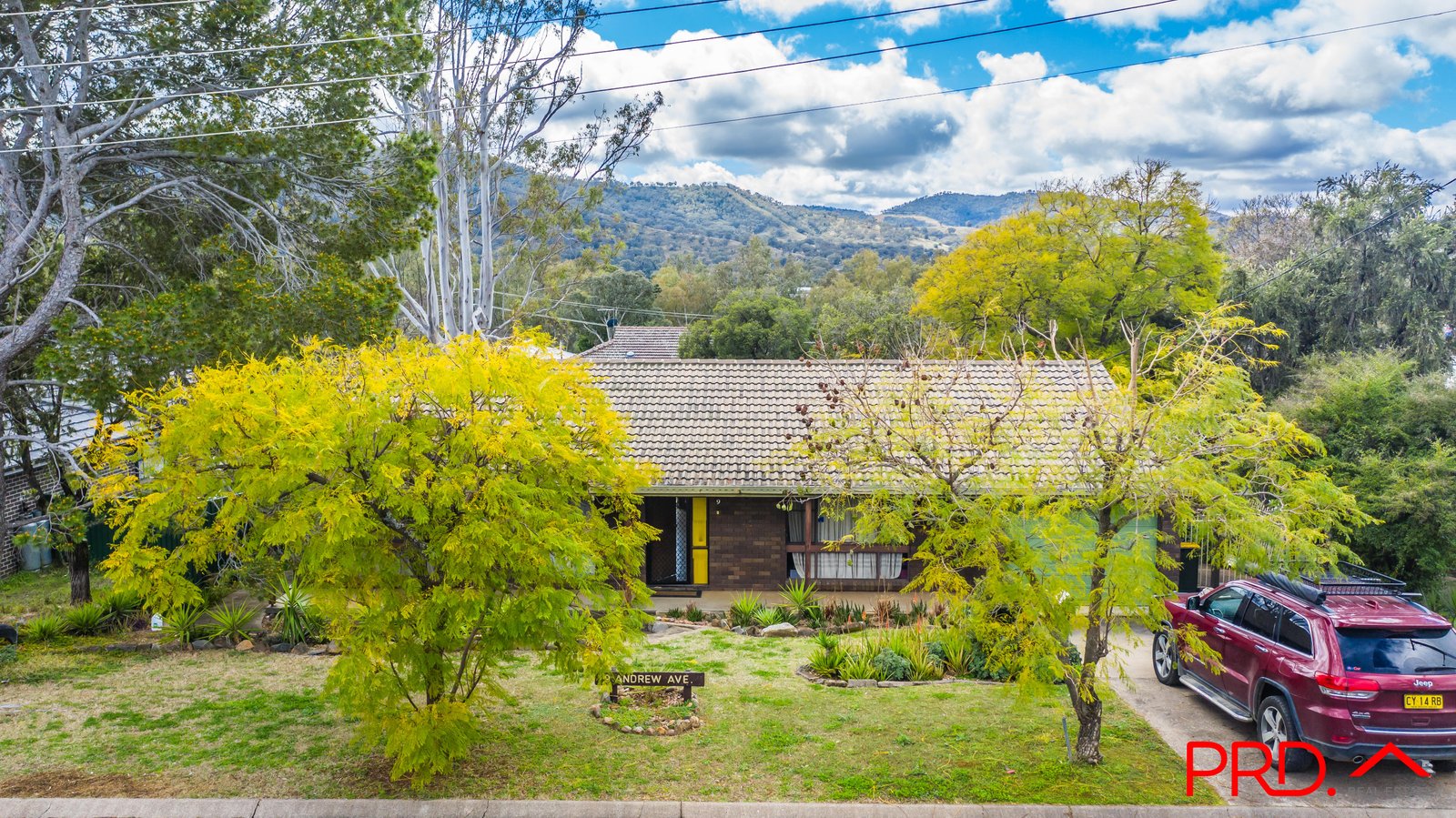 9 Andrew Avenue TAMWORTH 20