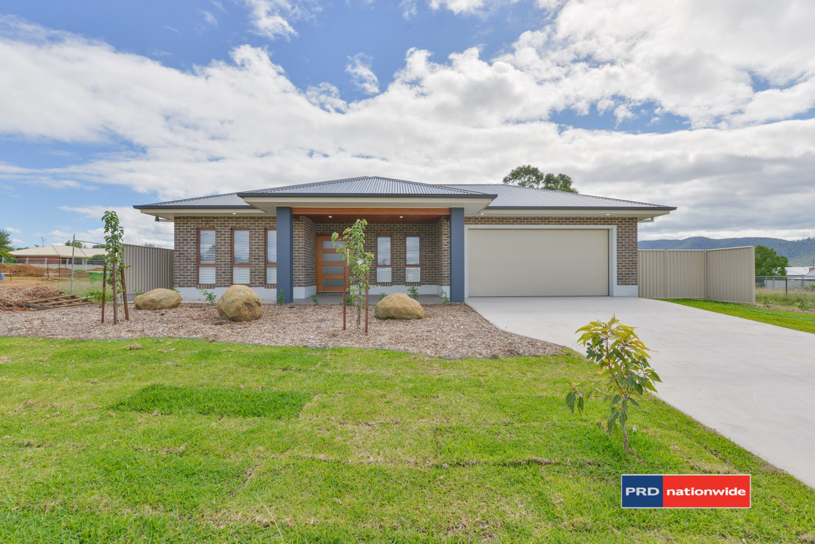 9 Appaloosa Place TAMWORTH 1