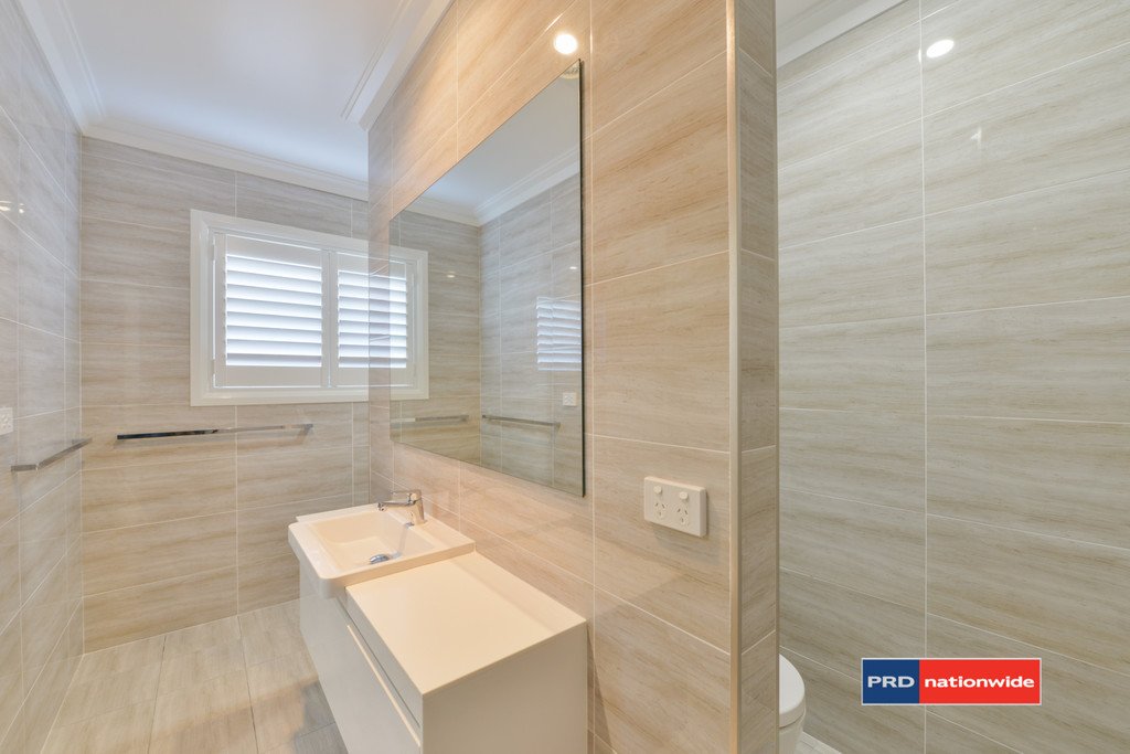 9 Appaloosa Place TAMWORTH 8