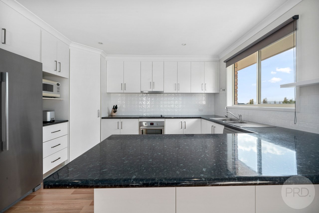 9 Aquila Street GLENORCHY 11