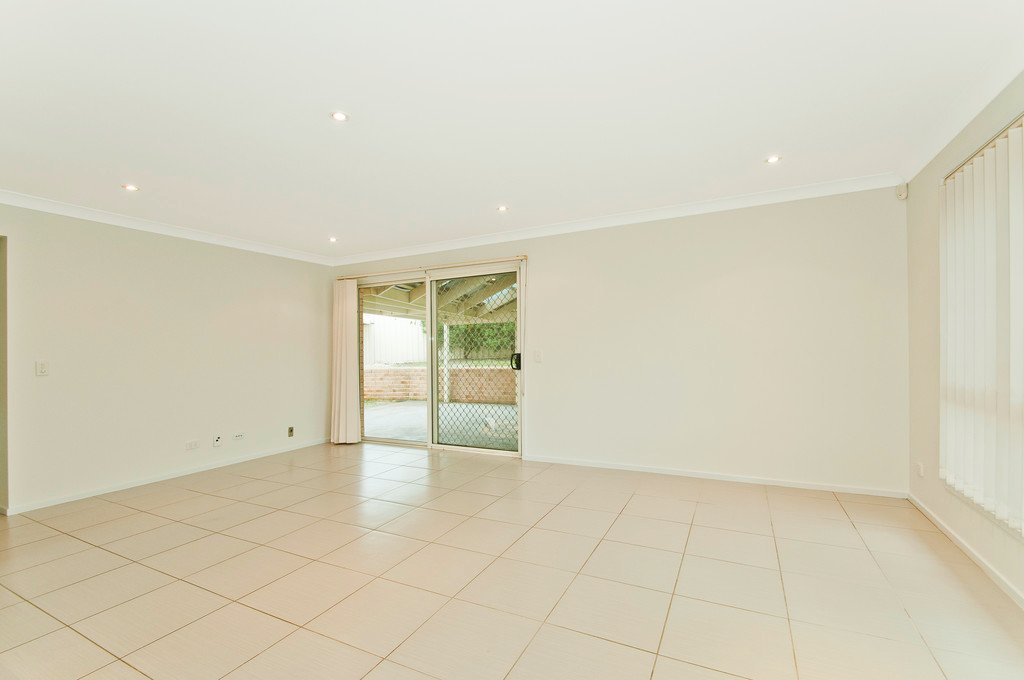 9 Arboreal Place HORSLEY 5