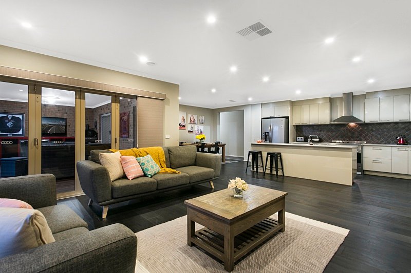 9 Arilpa Court KANGAROO FLAT 2