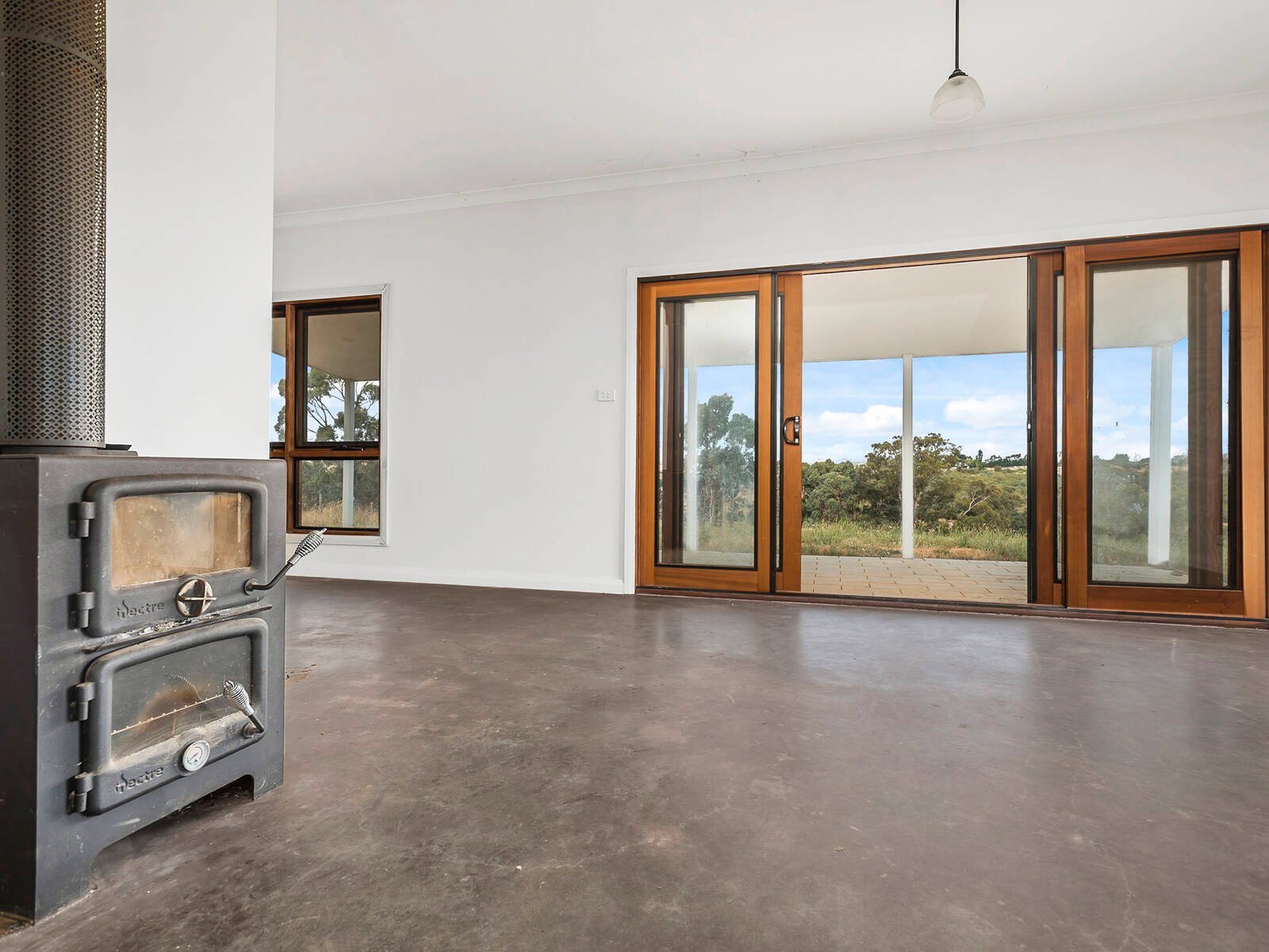 Real Estate and Property in 9 Arthur Street, Taradale, VIC