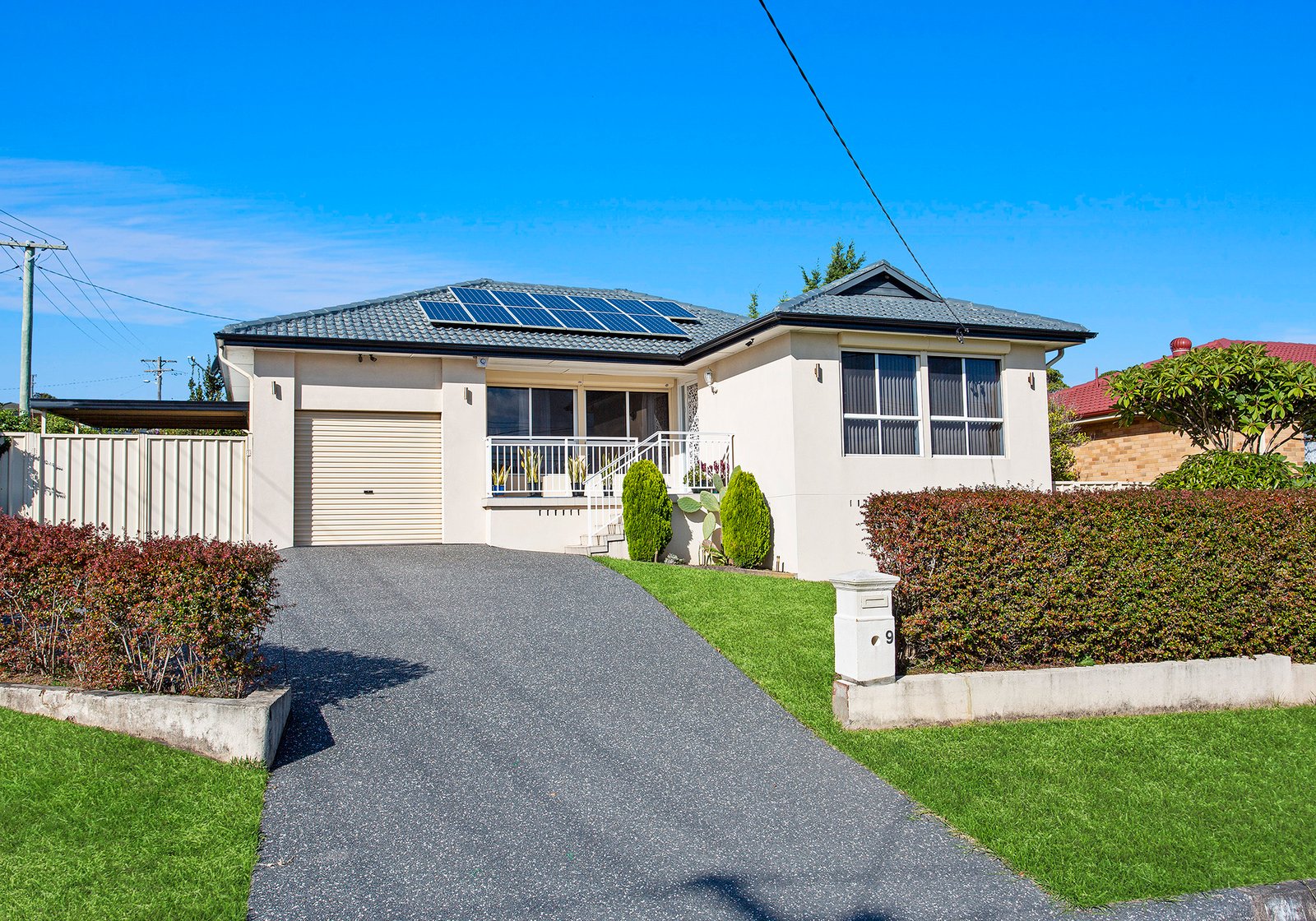 9 Avery Avenue MOUNT WARRIGAL 1