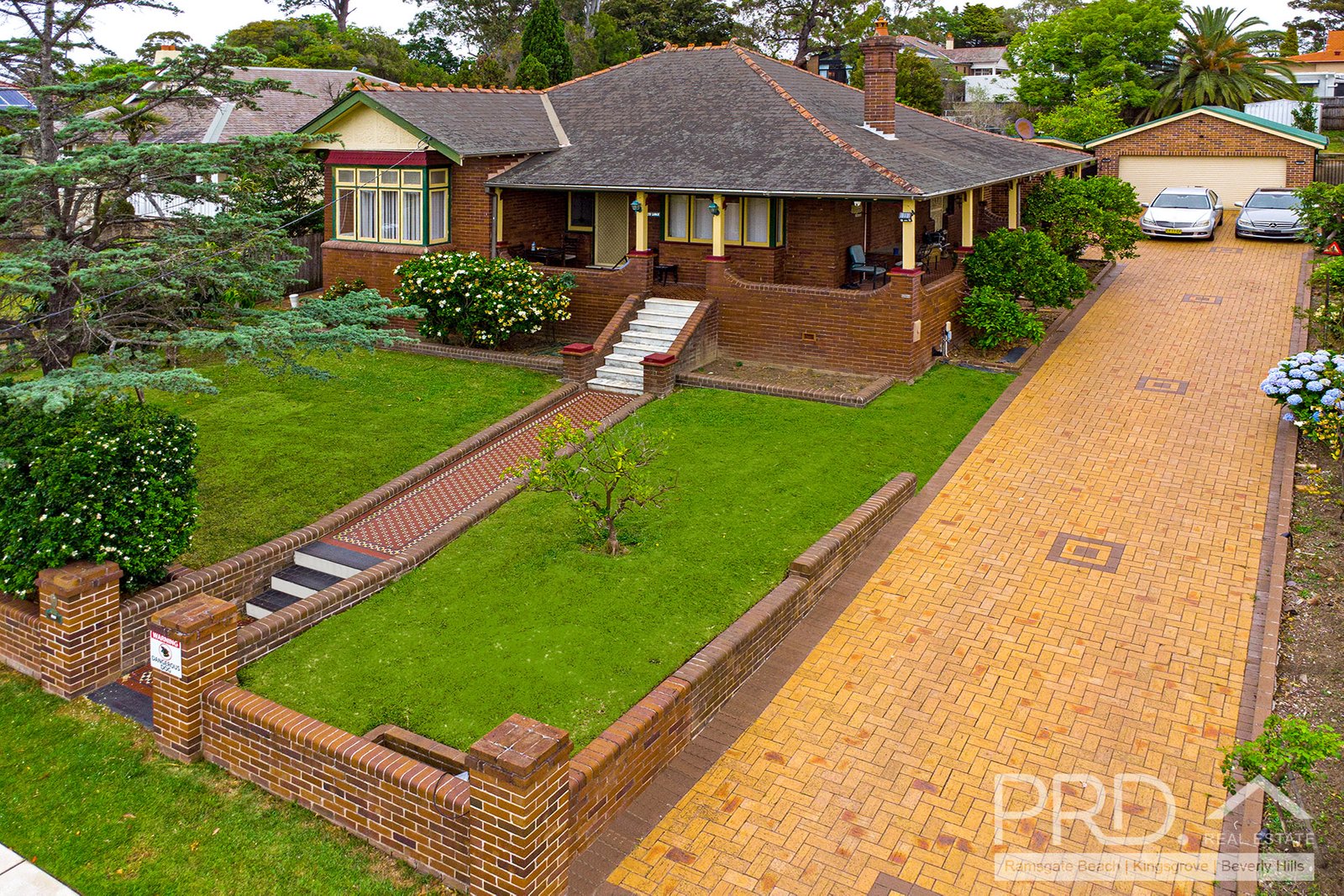 9 Badminton Road CROYDON 1