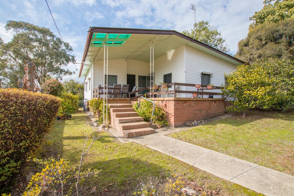 9 Baileys Lane TUMUT 1
