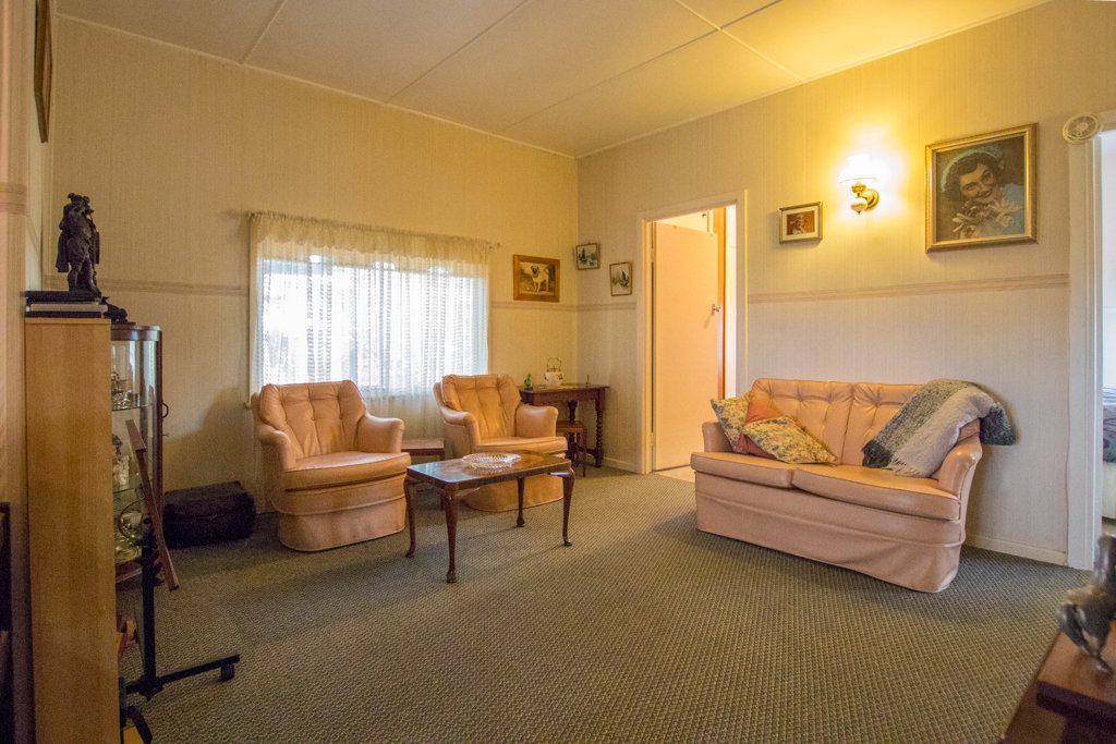 9 Baileys Lane TUMUT 12