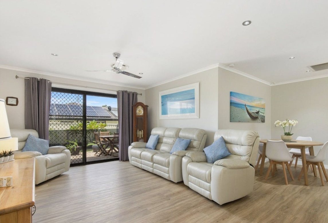 9 Bairnsdale Court HELENSVALE 6