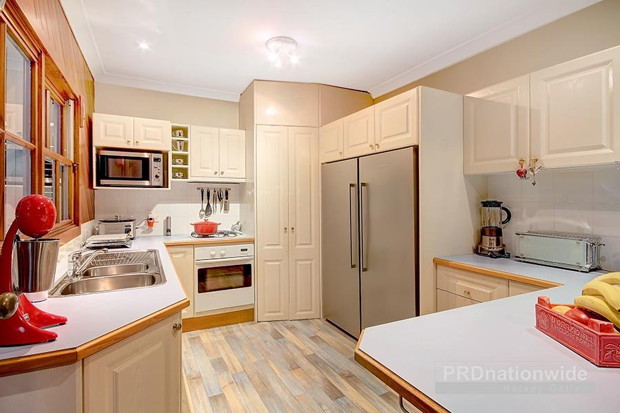 9 Balmoral Rd  MORTDALE 3