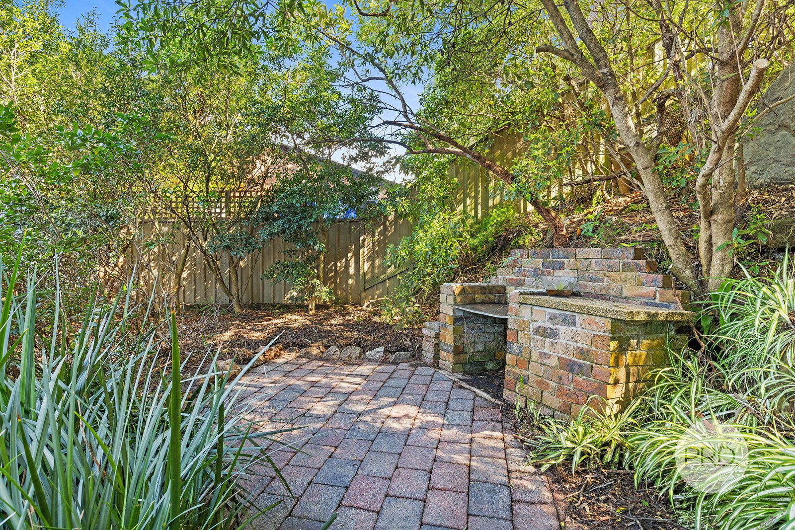 9 Bampton Avenue ILLAWONG 7