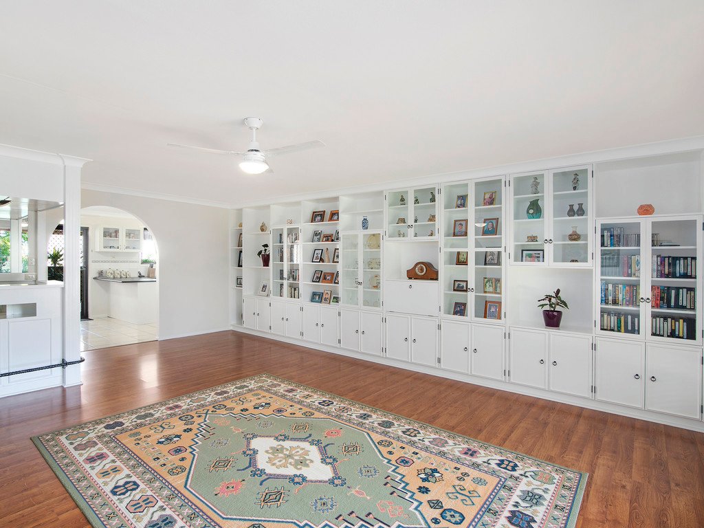 9 Barberry Court PALM BEACH 3