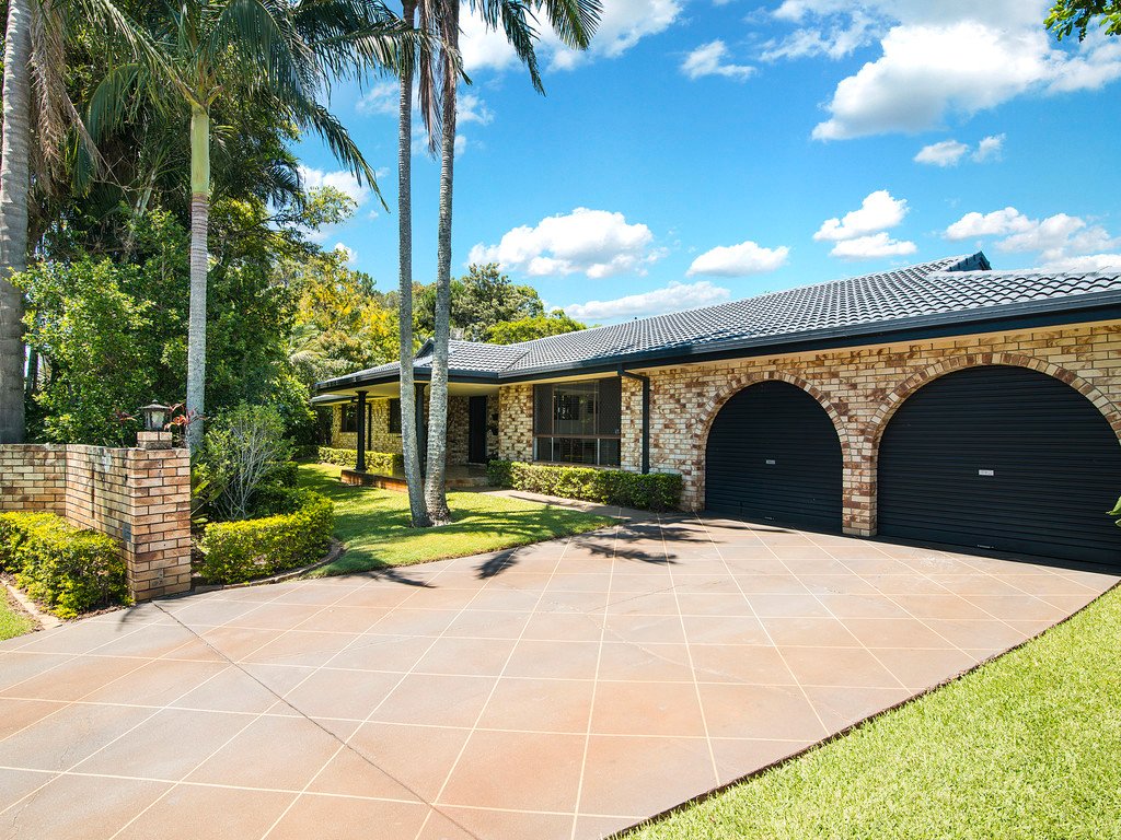 9 Barberry Court PALM BEACH 8