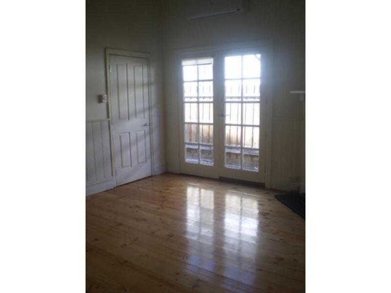 Gallery: 9 Bayview Road