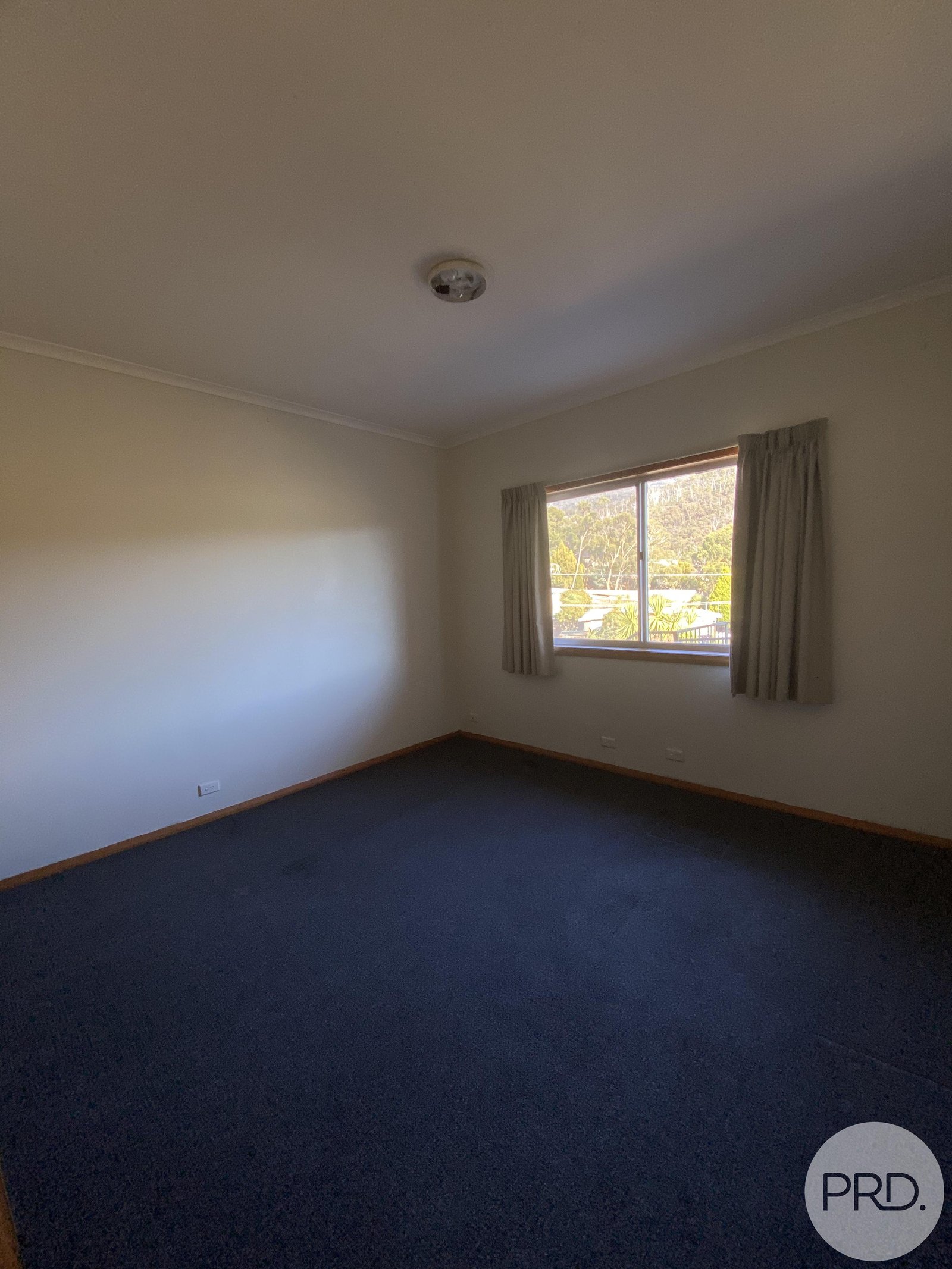 9 Beaumont Road LENAH VALLEY 18