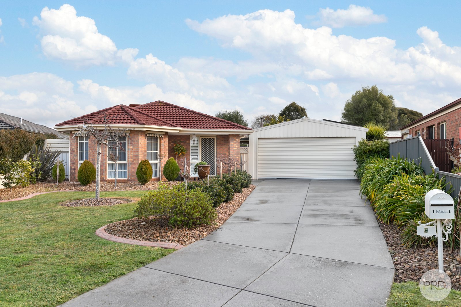 9 Begonia Court DELACOMBE 1