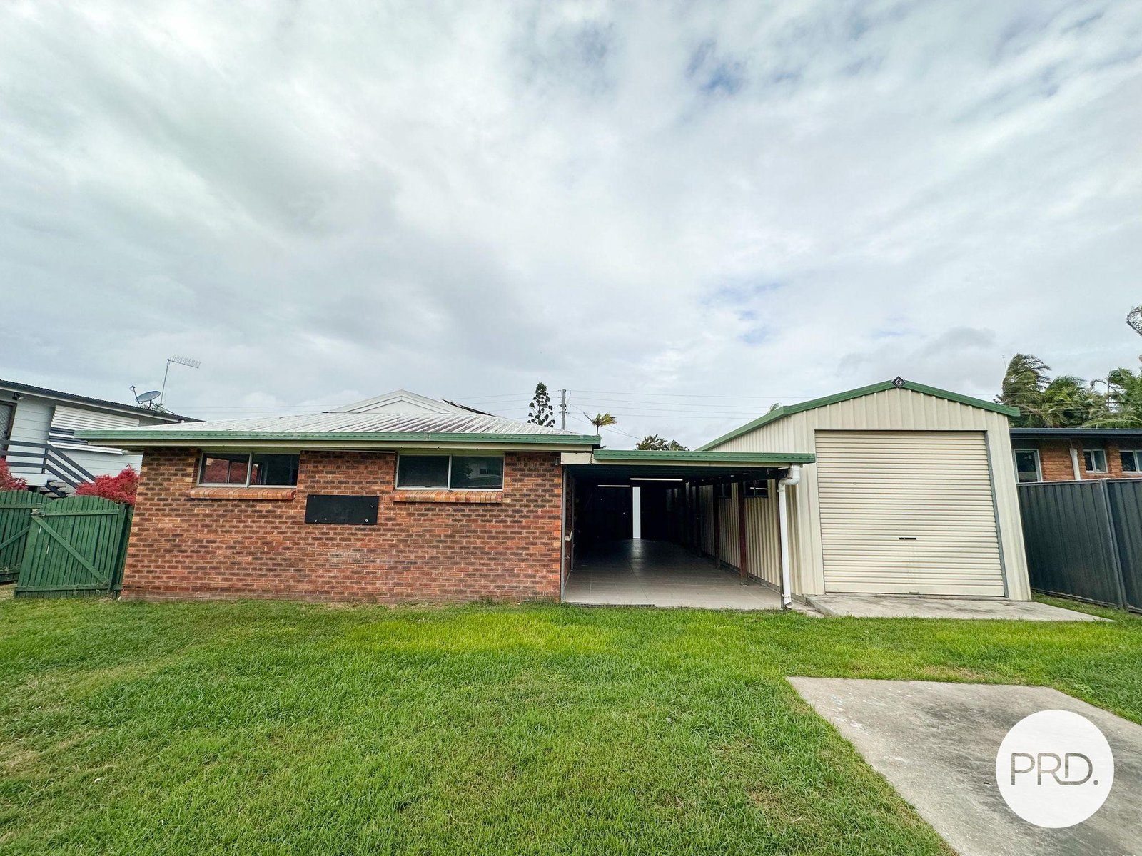 9 Bellemere Court BOYNE ISLAND 25