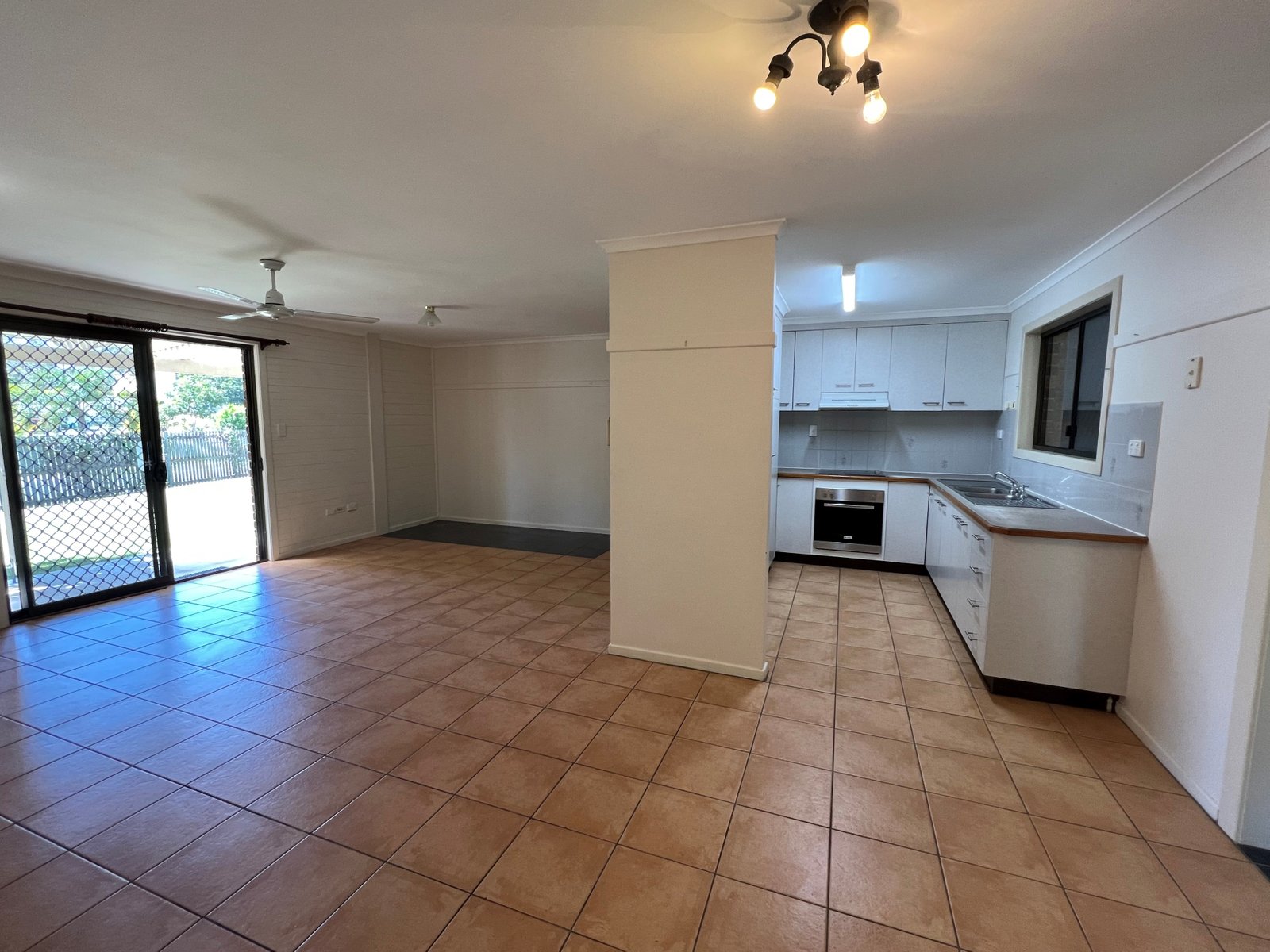 9 BELTANA Drive BOYNE ISLAND 3