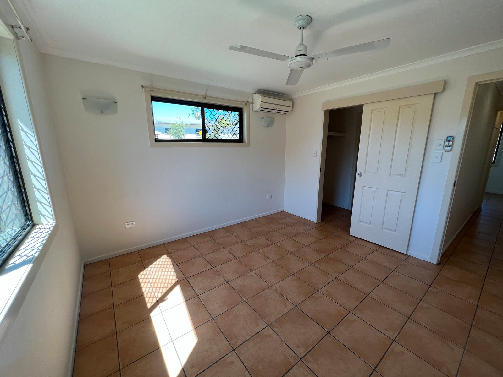 9 BELTANA Drive BOYNE ISLAND 6