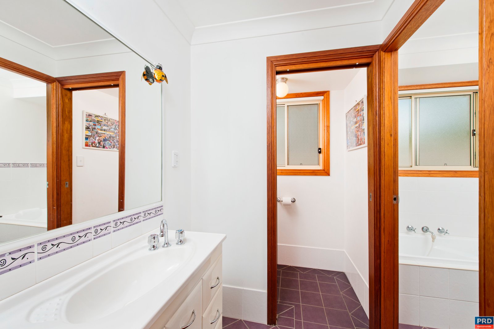 9 Benaroon Drive KENDALL 10