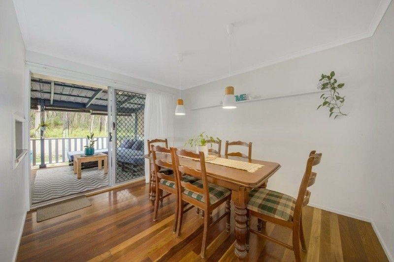 9 Benowa Crt  BOYNE ISLAND 4