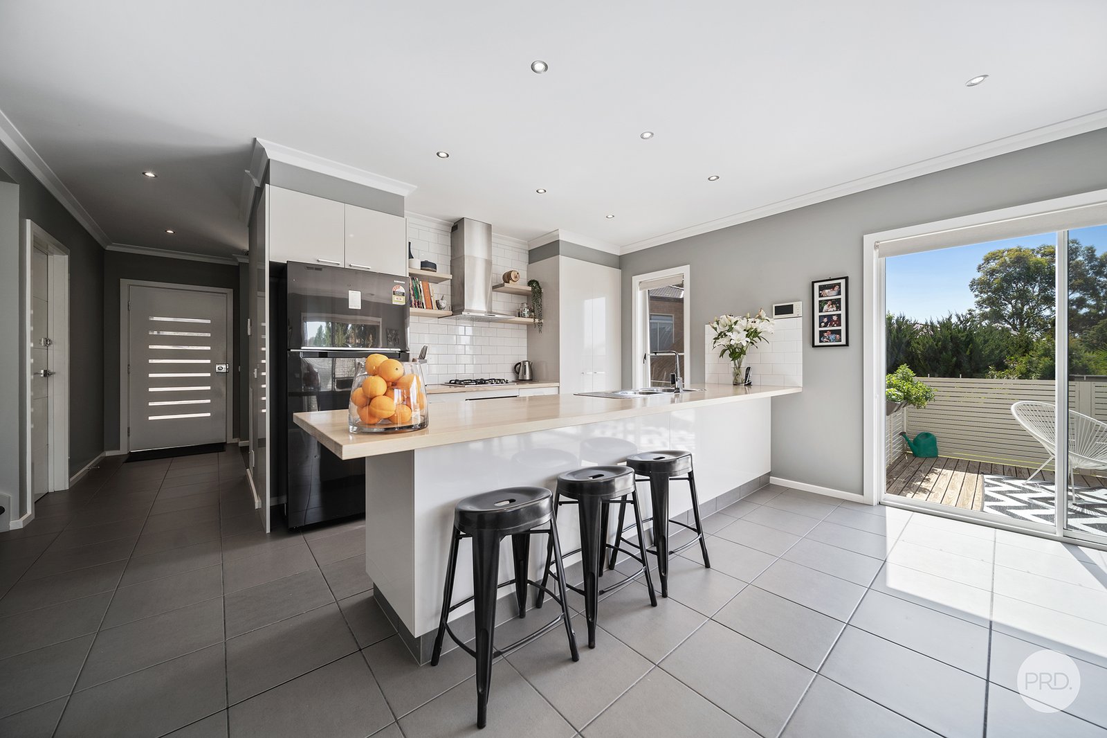 9 Benwerren Close STRATHDALE 3