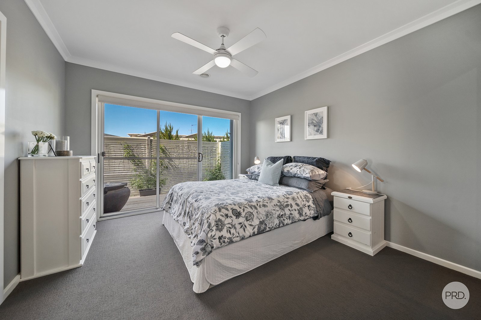 9 Benwerren Close STRATHDALE 8