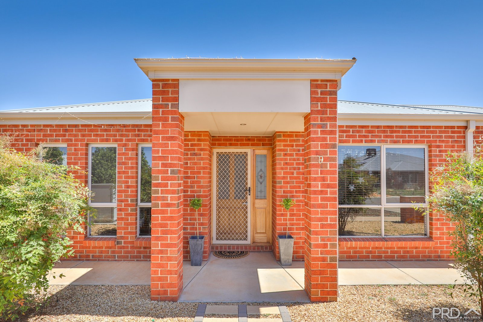 9 Betty Krake Drive RED CLIFFS 1
