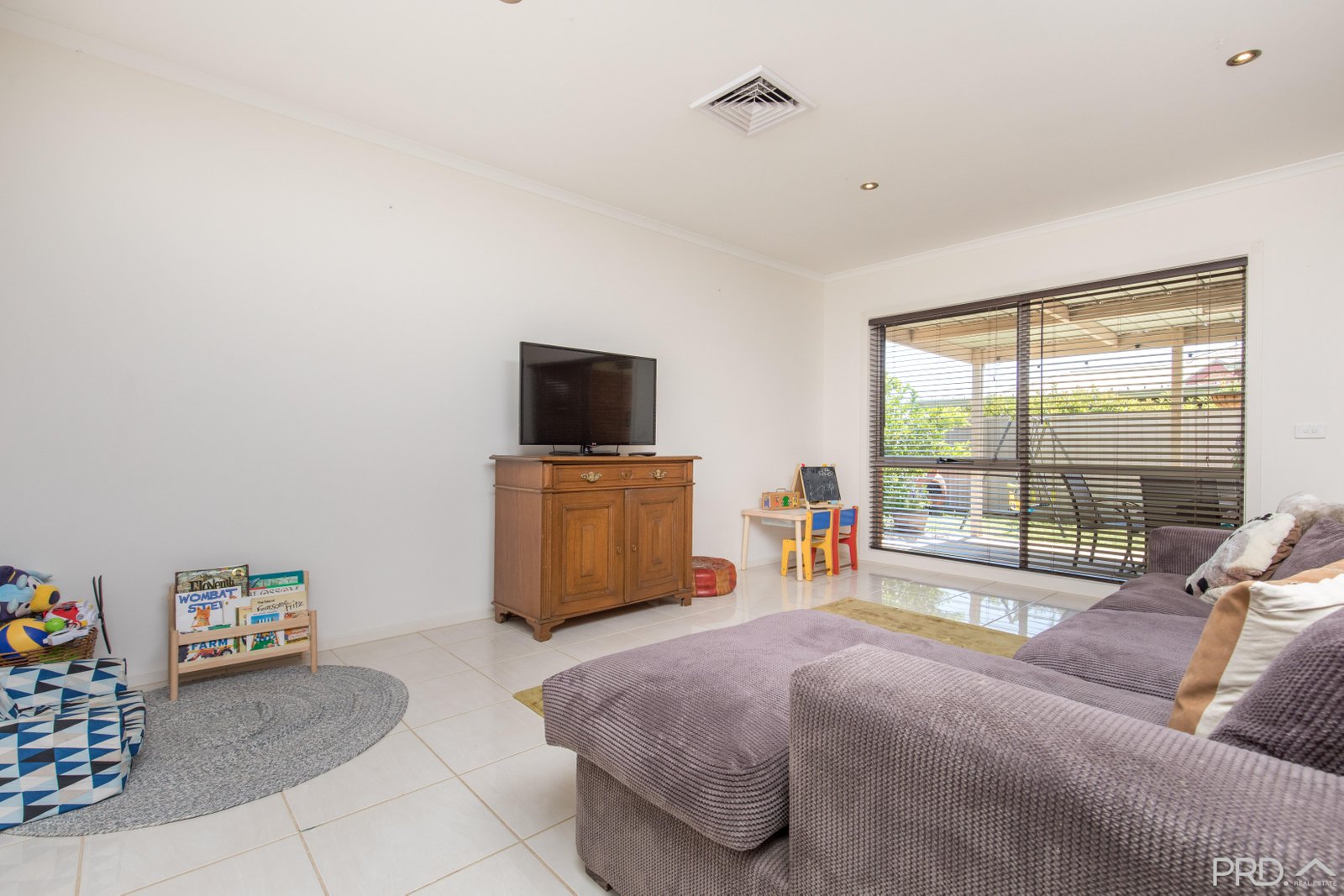 9 Betty Krake Drive RED CLIFFS 9