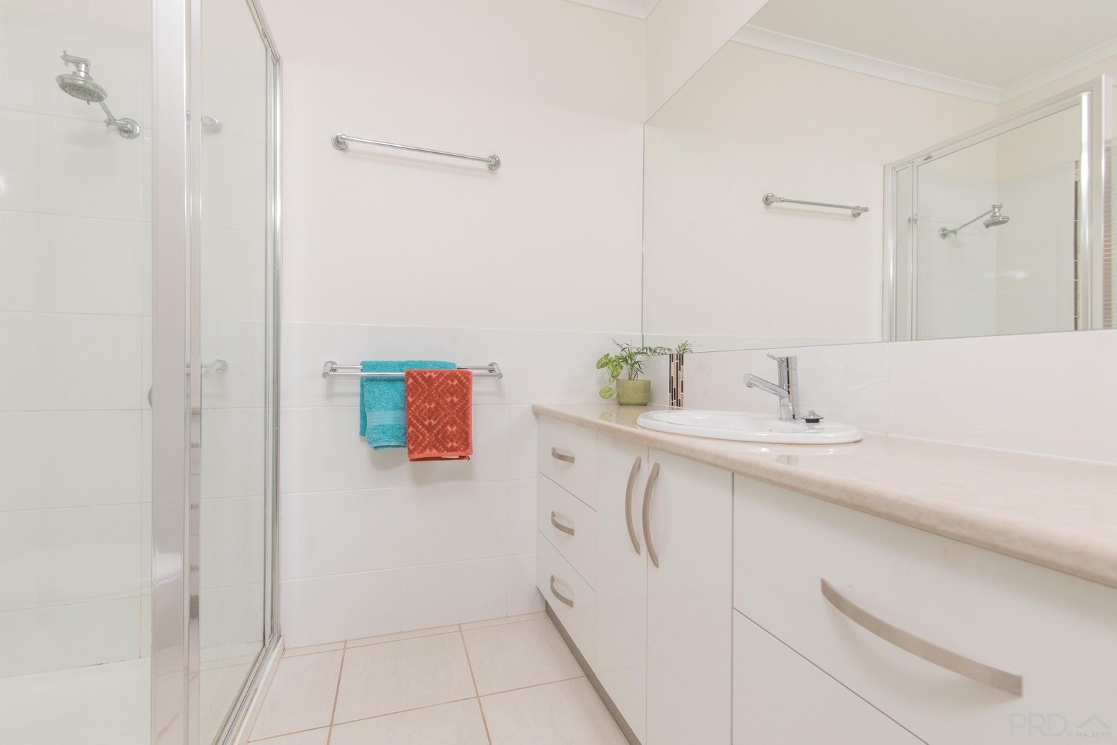 9 Betty Krake Drive RED CLIFFS 12